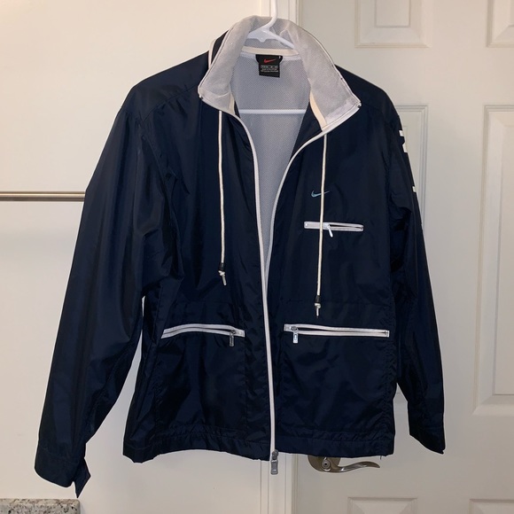 Nike jacket - Picture 3 of 4